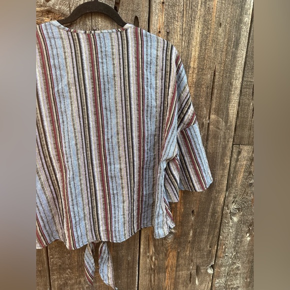 Blu Pepper Blue Red V-Neck Striped Front Tie Pullover Bell Short Sleeve Top - Picture 7 of 8